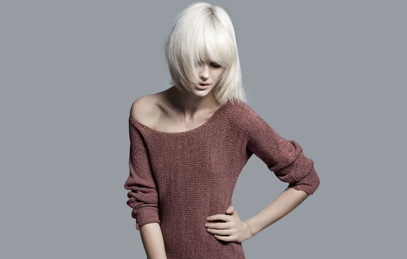 Photo wallpaper girl, blonde, blouse, shoulders