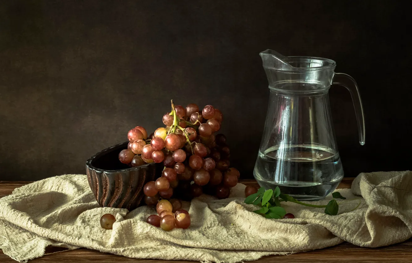 Photo wallpaper glass, the dark background, table, grapes, fabric, pitcher, fruit, still life
