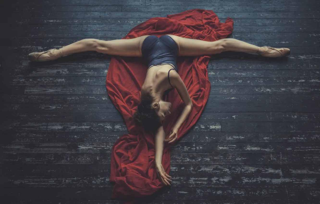 Photo wallpaper girl, pose, Board, dress, floor, fabric, lies, ballerina
