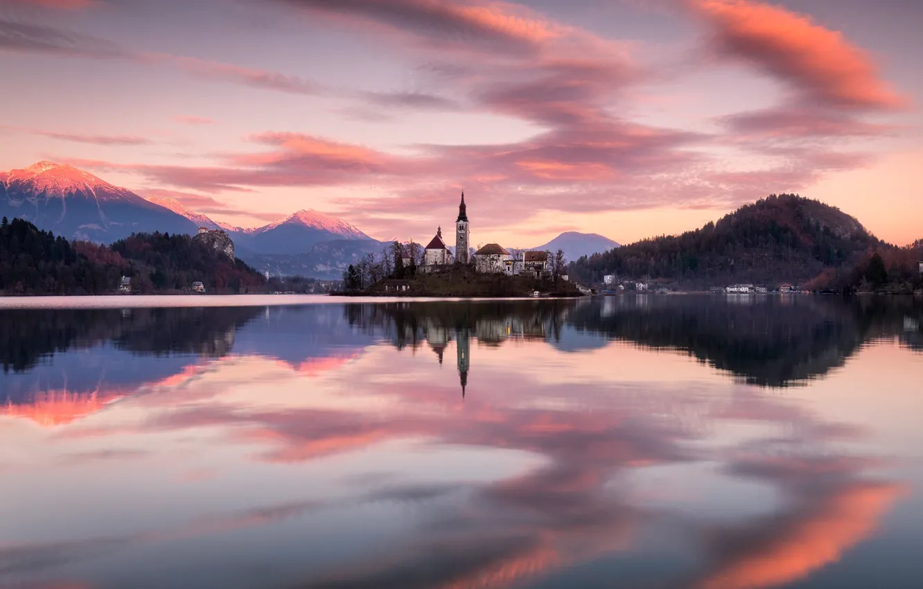 Photo wallpaper mountains, island, Lake bled, lake bled