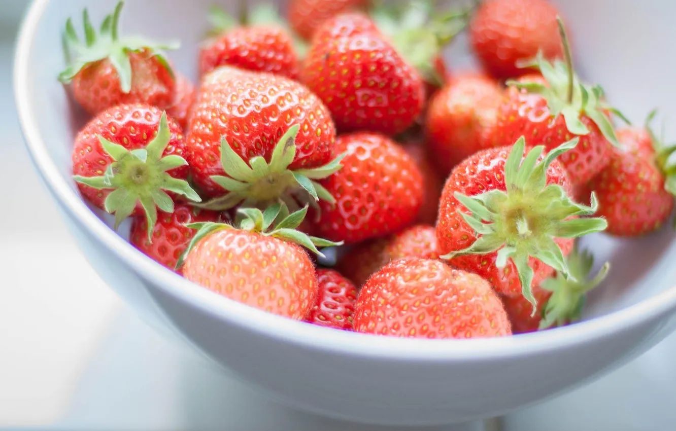 Photo wallpaper macro, red, berries, strawberry