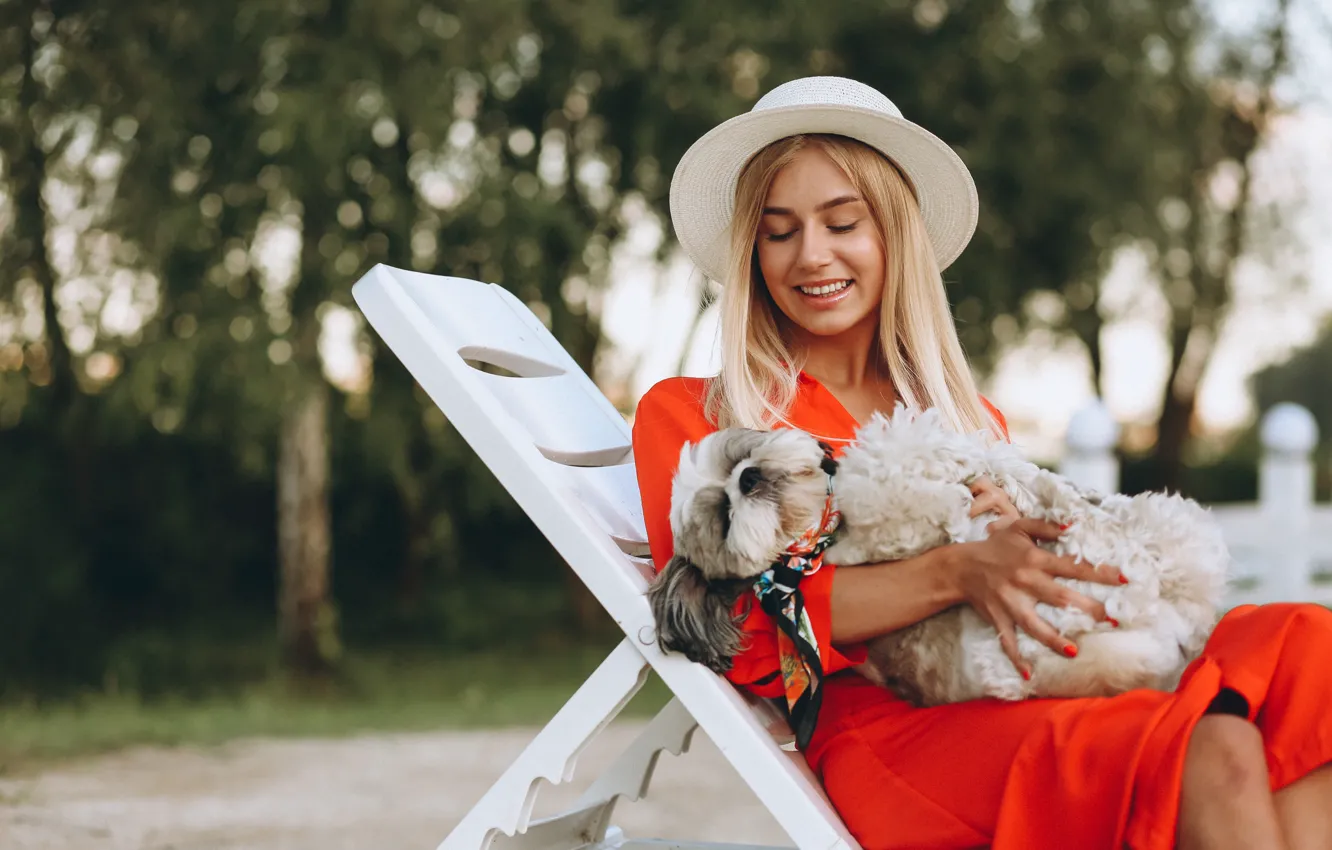 Photo wallpaper girl, nature, pose, smile, Park, stay, dog, chair
