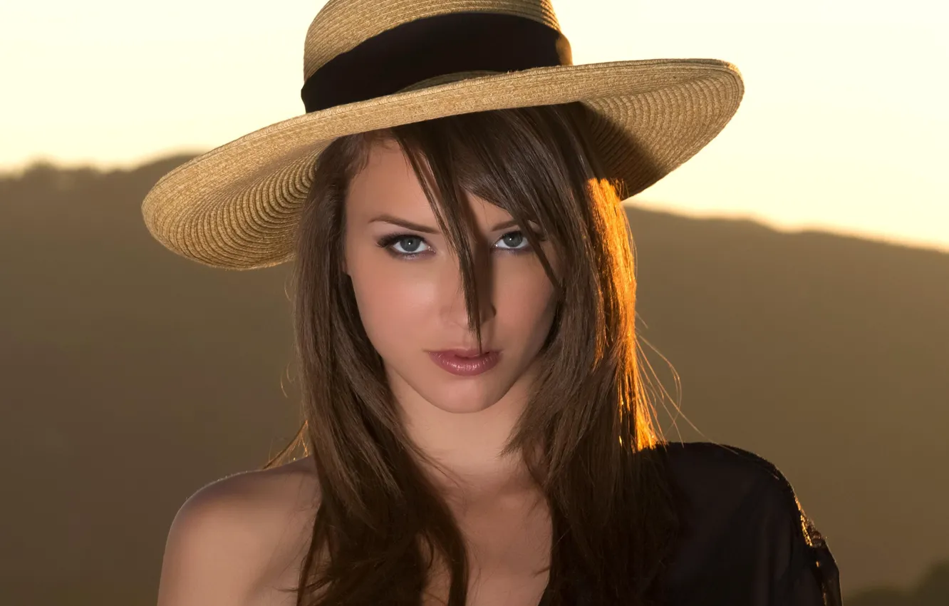 Photo wallpaper look, girl, hat, Malena Morgan.model