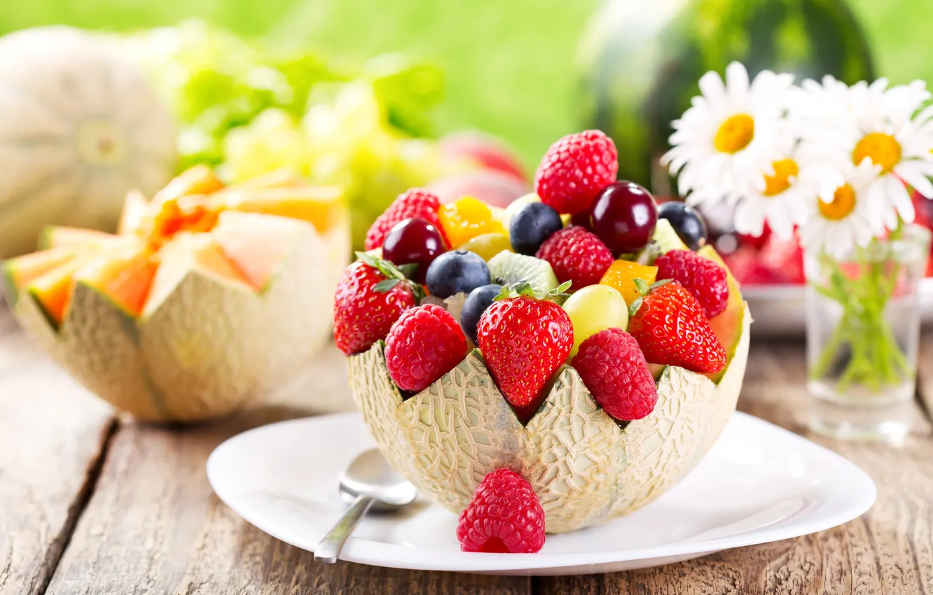 Photo wallpaper cherry, berries, chamomile, kiwi, blueberries, strawberry, plate, grapes