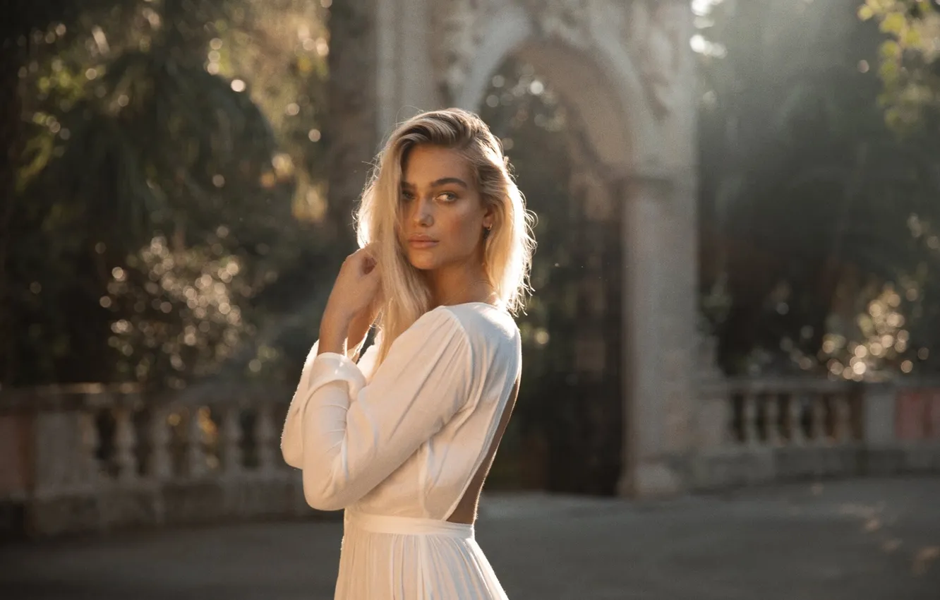 Photo wallpaper woman, young, beautiful, model, blonde, long-haired, tanned