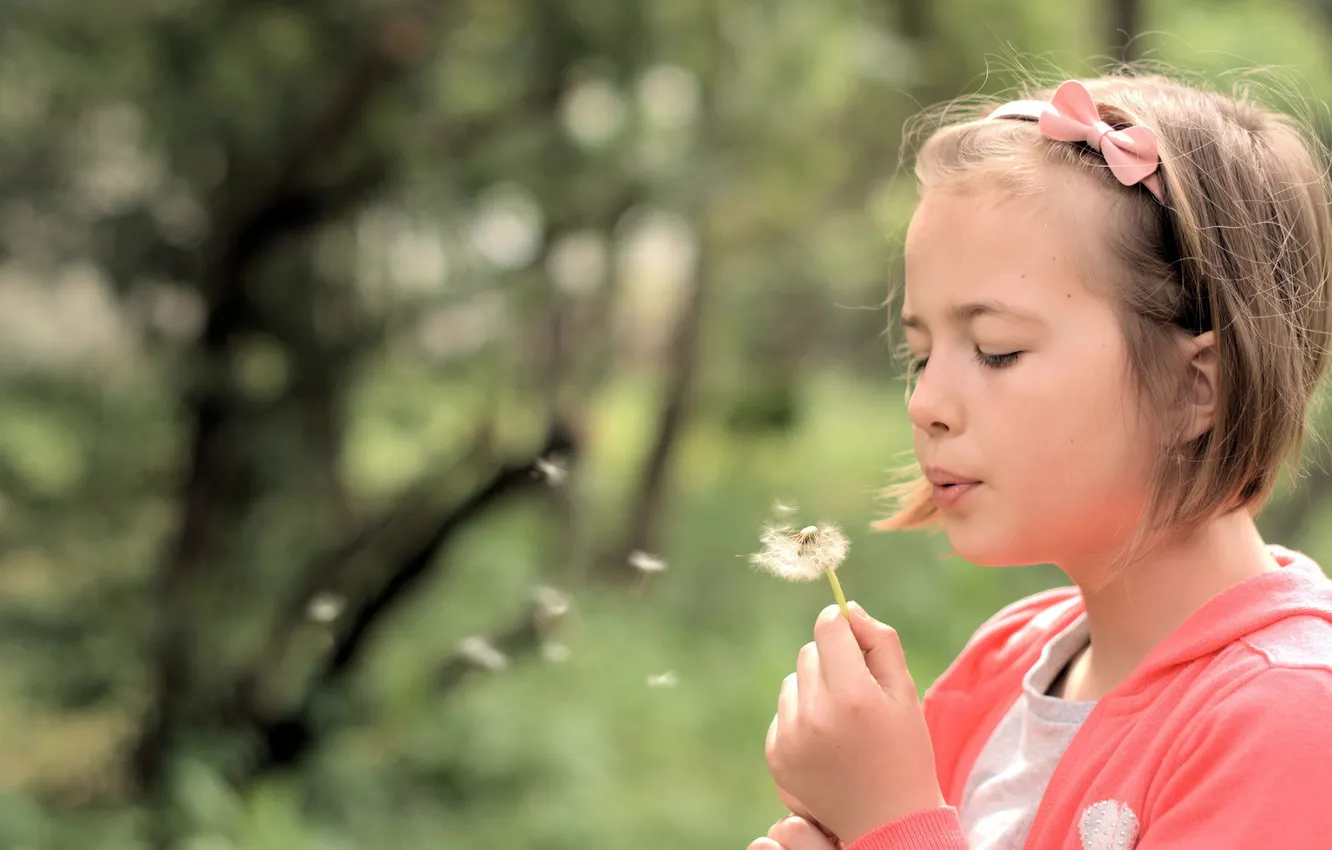 Photo wallpaper mood, girl, blowing dandelions