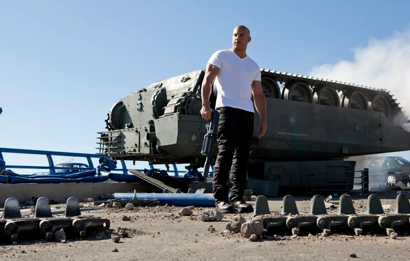 Photo wallpaper the sky, the film, tank, actor, VIN Diesel, Vin Diesel, Dominic Toretto, Fast and furious …