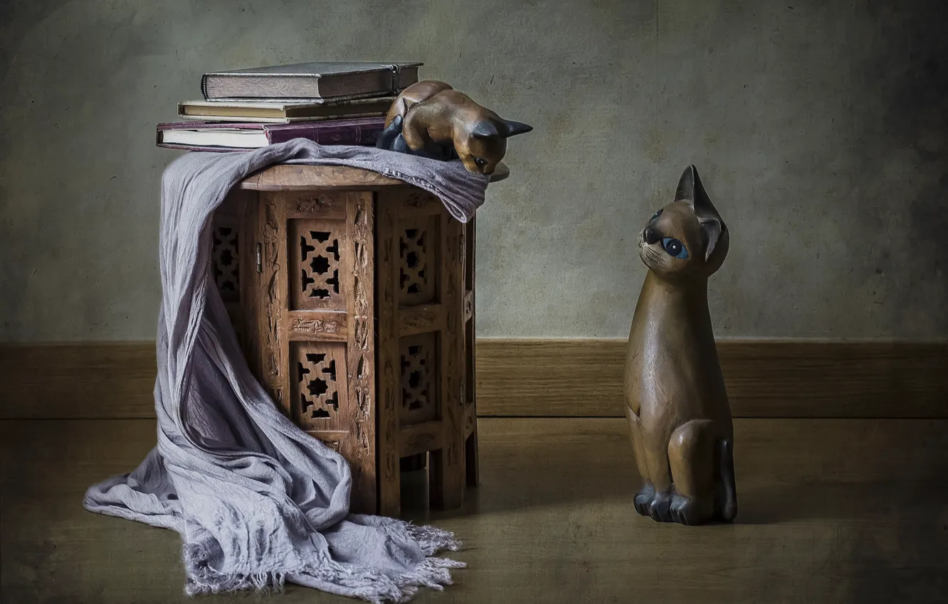 Photo wallpaper cats, style, books, figures, shawl, figurines