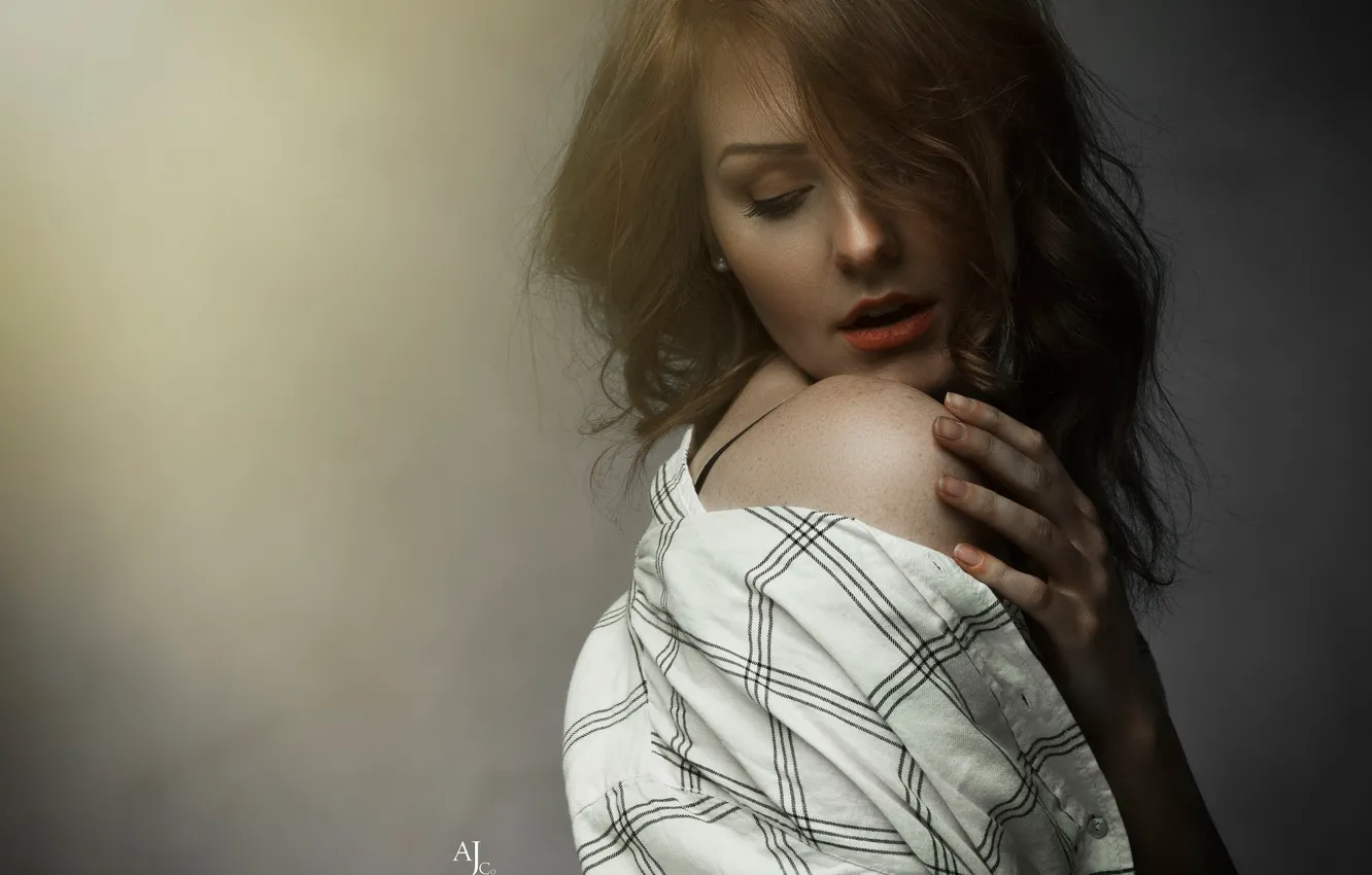 Photo wallpaper girl, background, mood, hands, shoulders