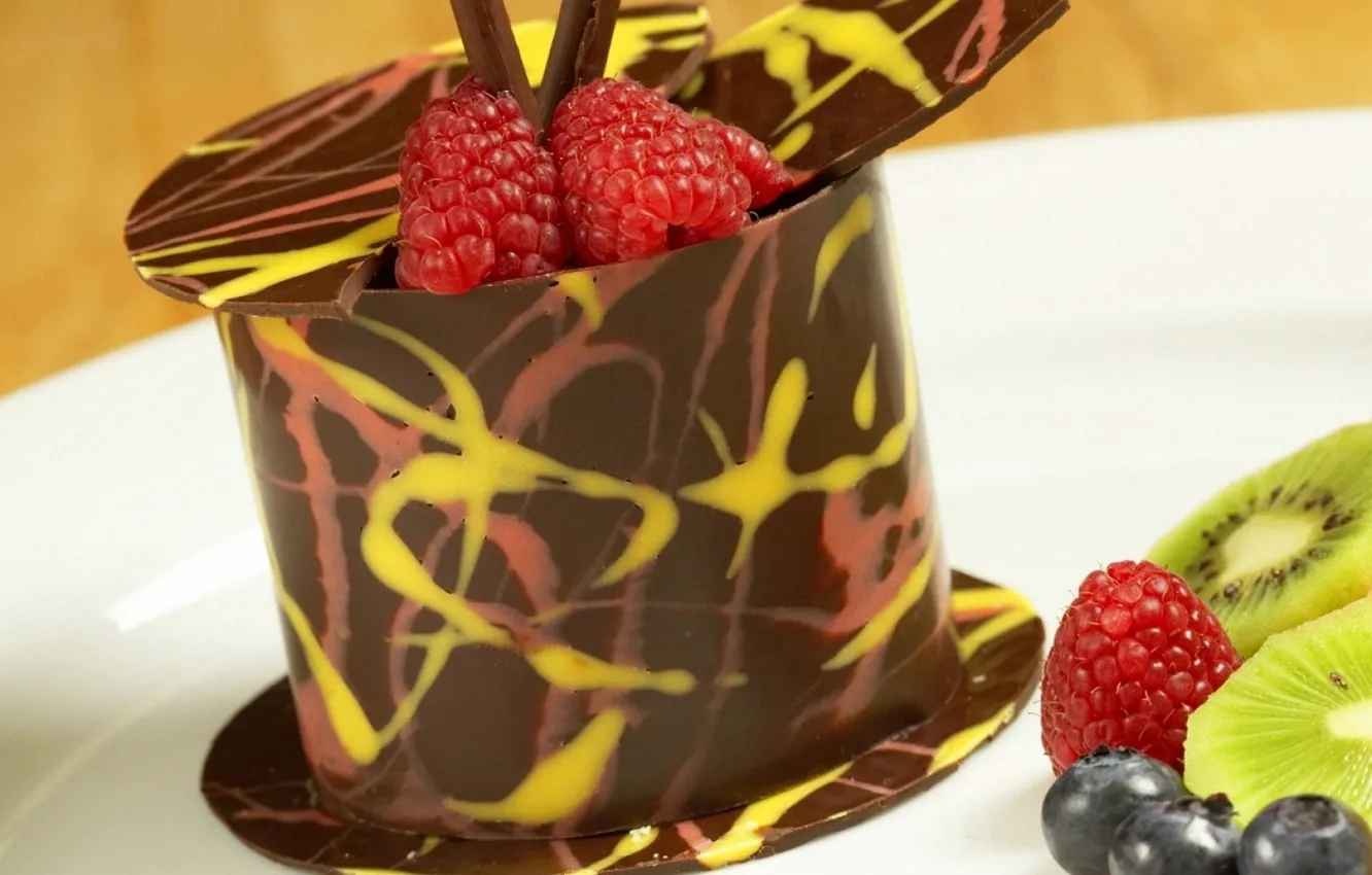 Photo wallpaper raspberry, chocolate, kiwi, blueberries, cake, dessert