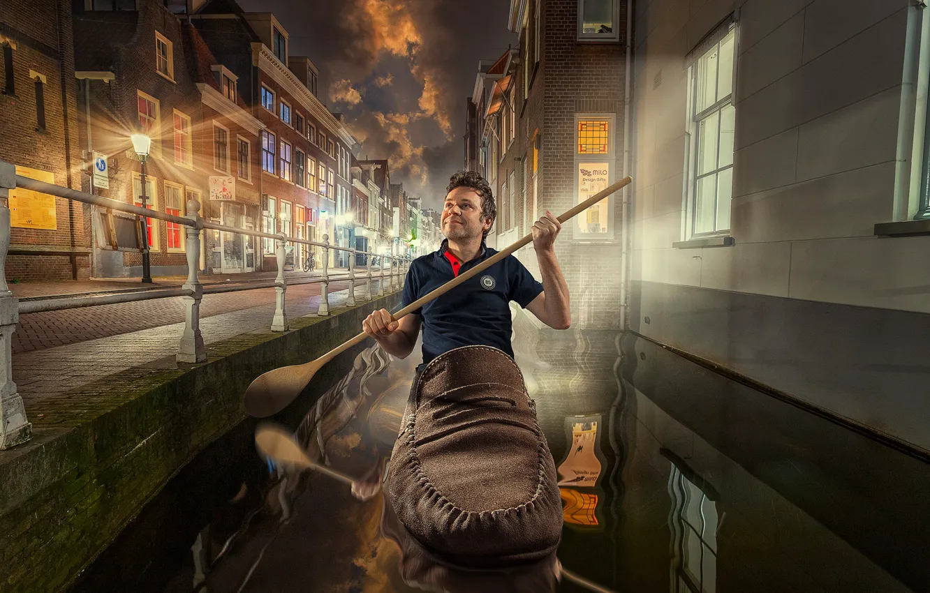 Photo wallpaper night, the city, street, home, lights, spoon, channel, male