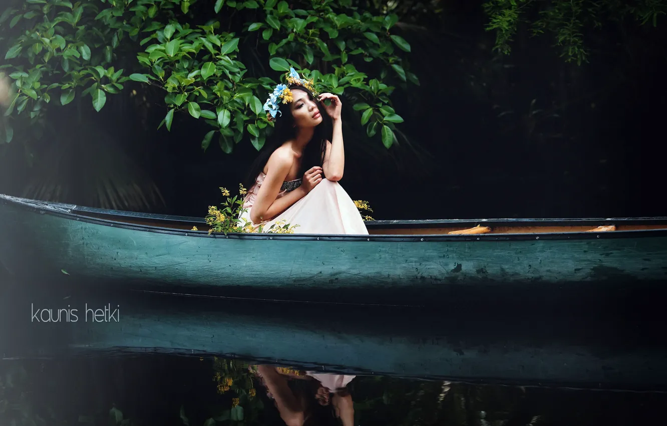 Photo wallpaper girl, boat, Minh