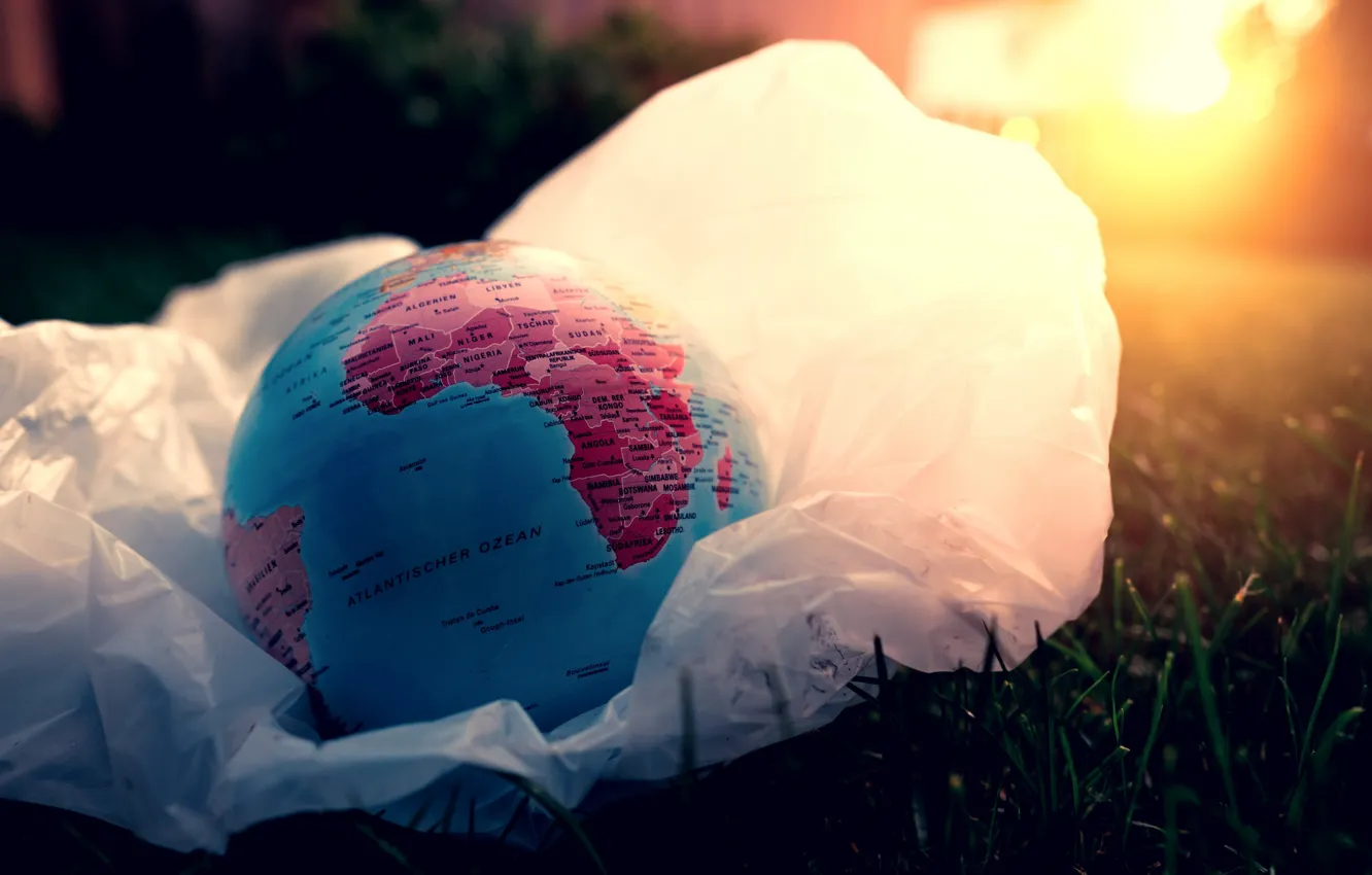 Photo wallpaper balls, globe, flat land