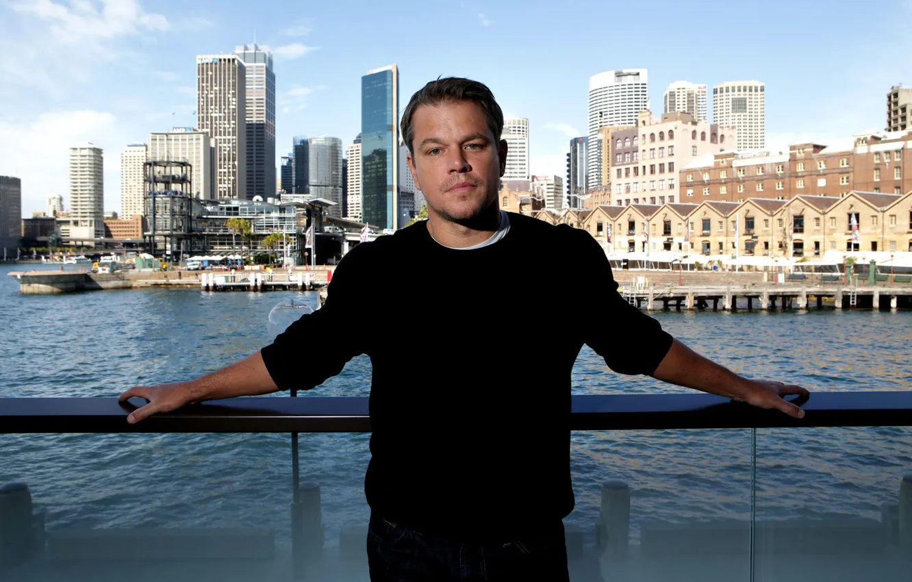 Photo wallpaper the city, river, home, actor, Sydney, Matt Damon, photoshoot, the parapet