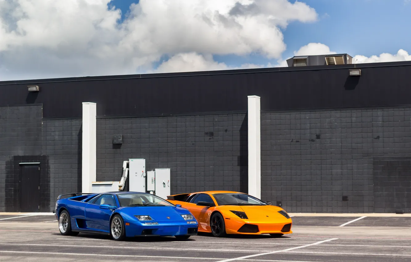 Photo wallpaper Murcielago, Diablo, Parking