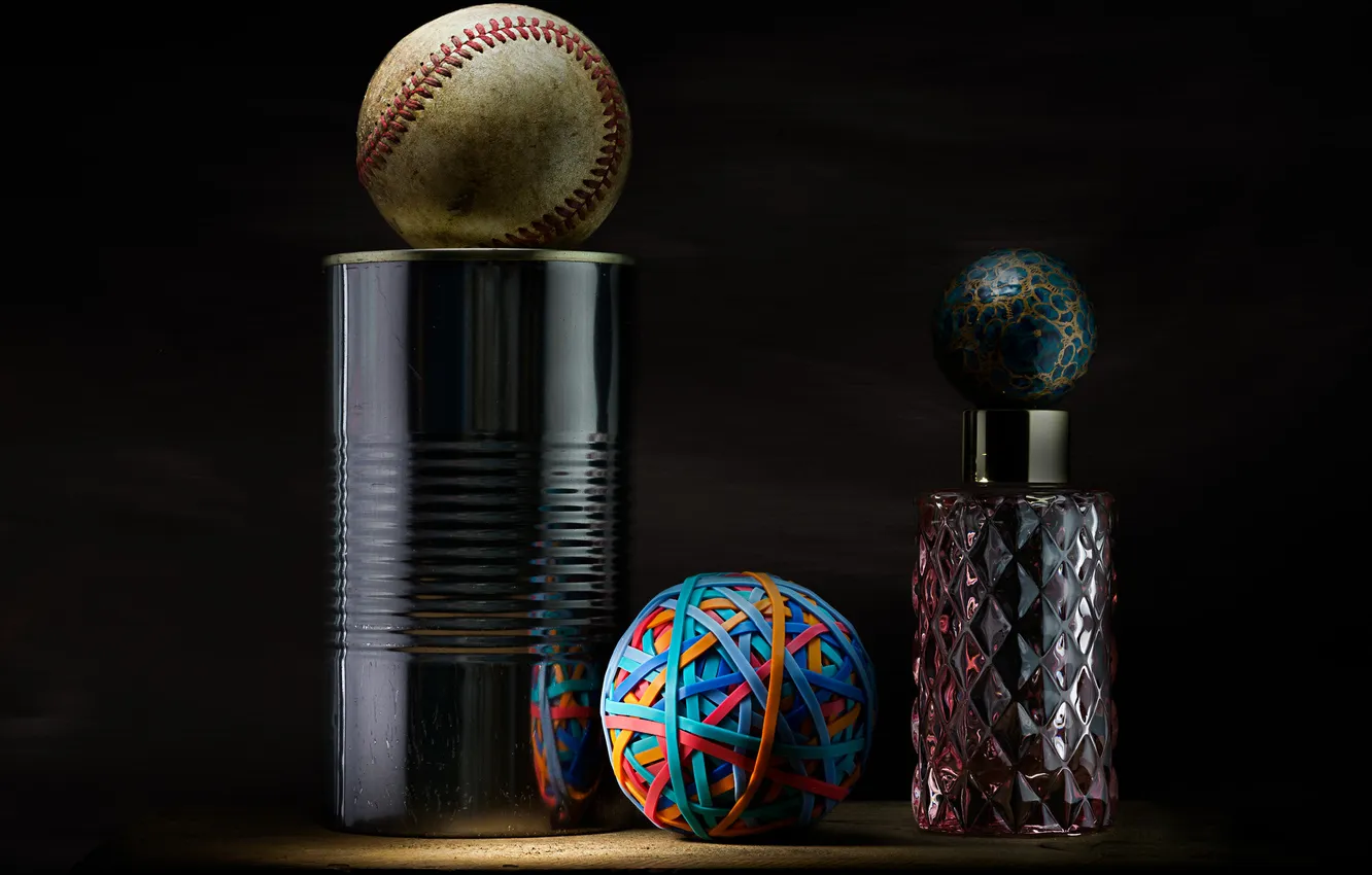 Photo wallpaper the ball, Bank, the ball, still life