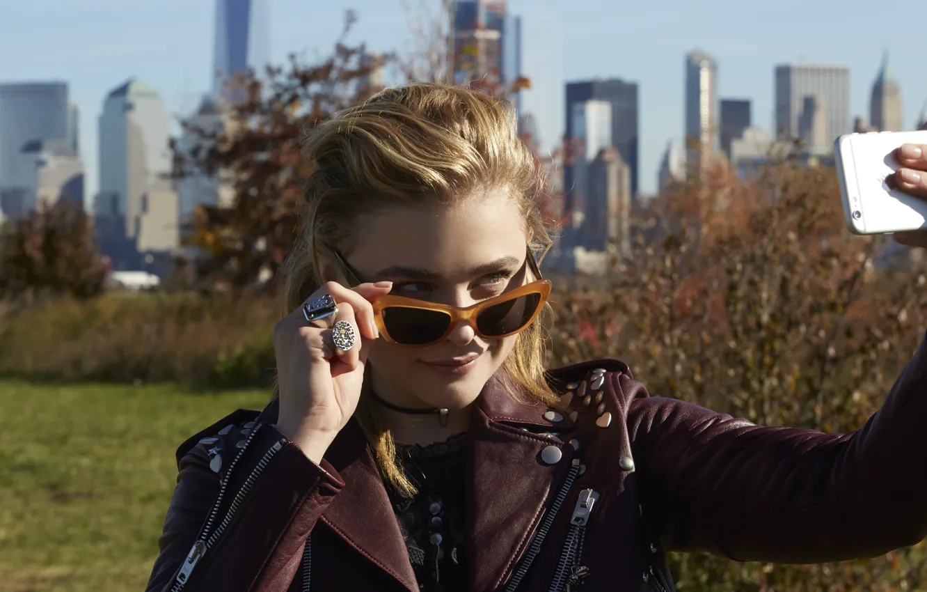 Photo wallpaper look, pose, model, actress, glasses, jacket, hair, Chloe Grace Moretz