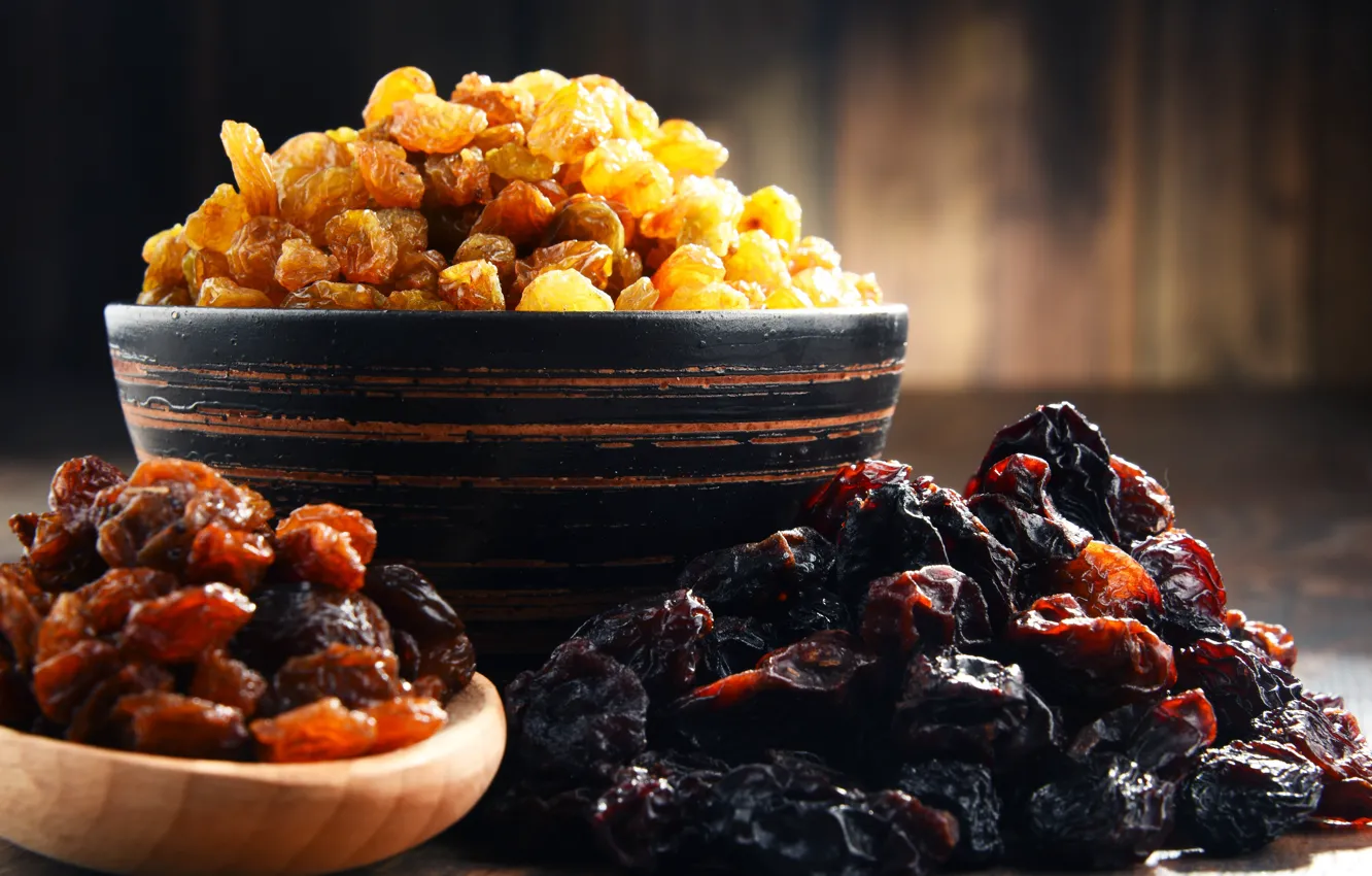 Photo wallpaper bowl, raisins, dried fruits, prunes