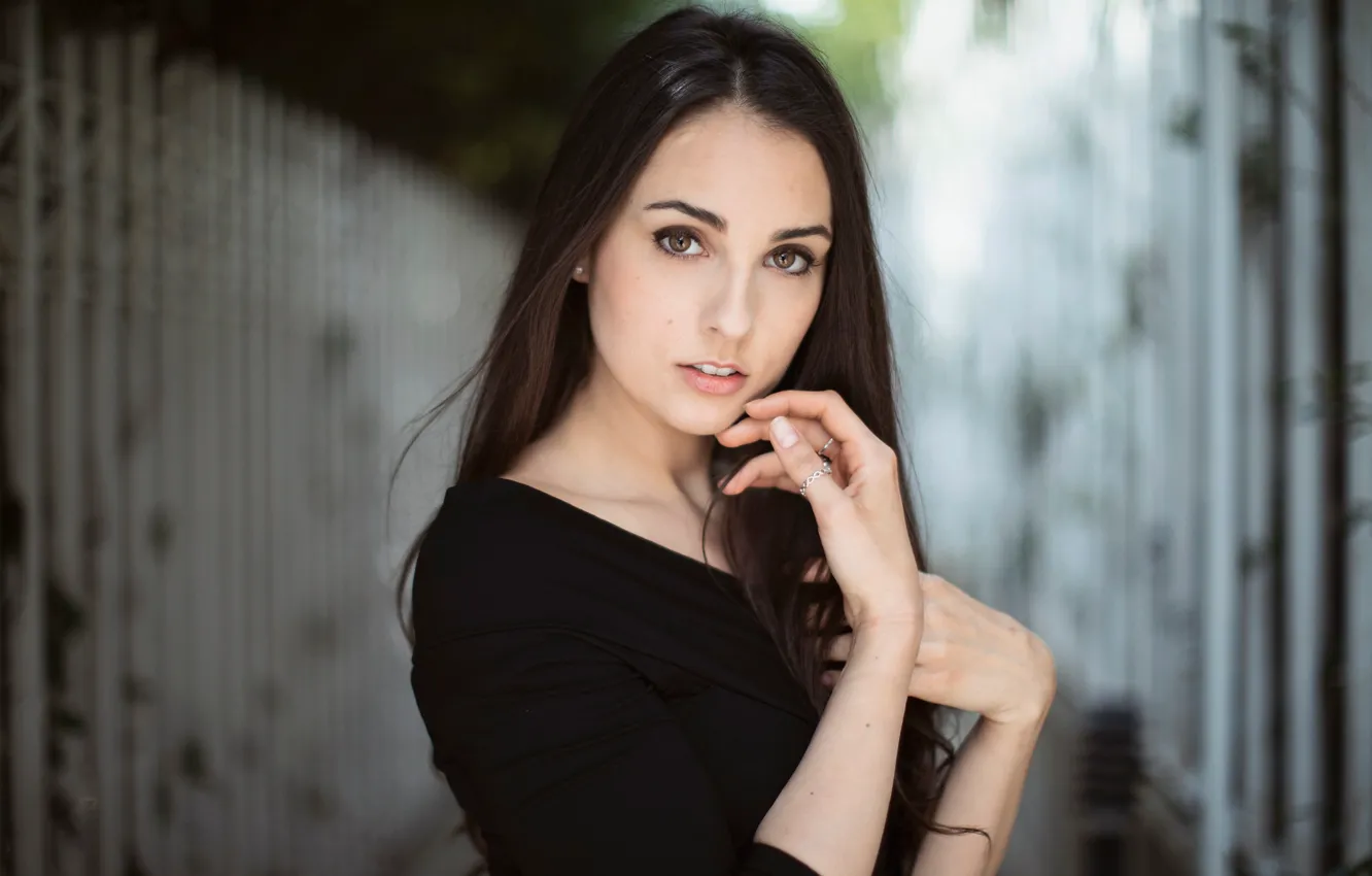 Photo wallpaper look, girl, face, portrait, hands, Selena