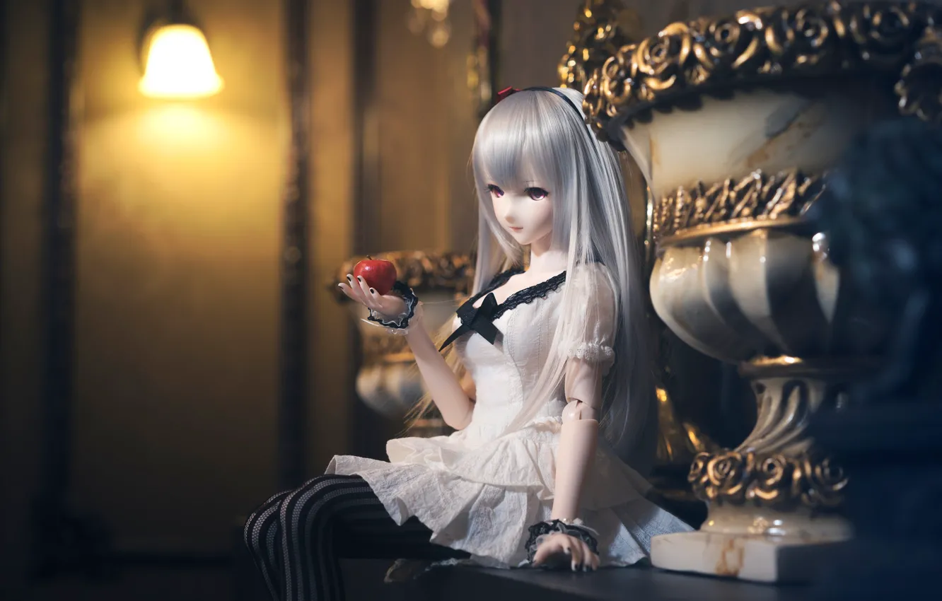 Photo wallpaper apples, doll, blonde