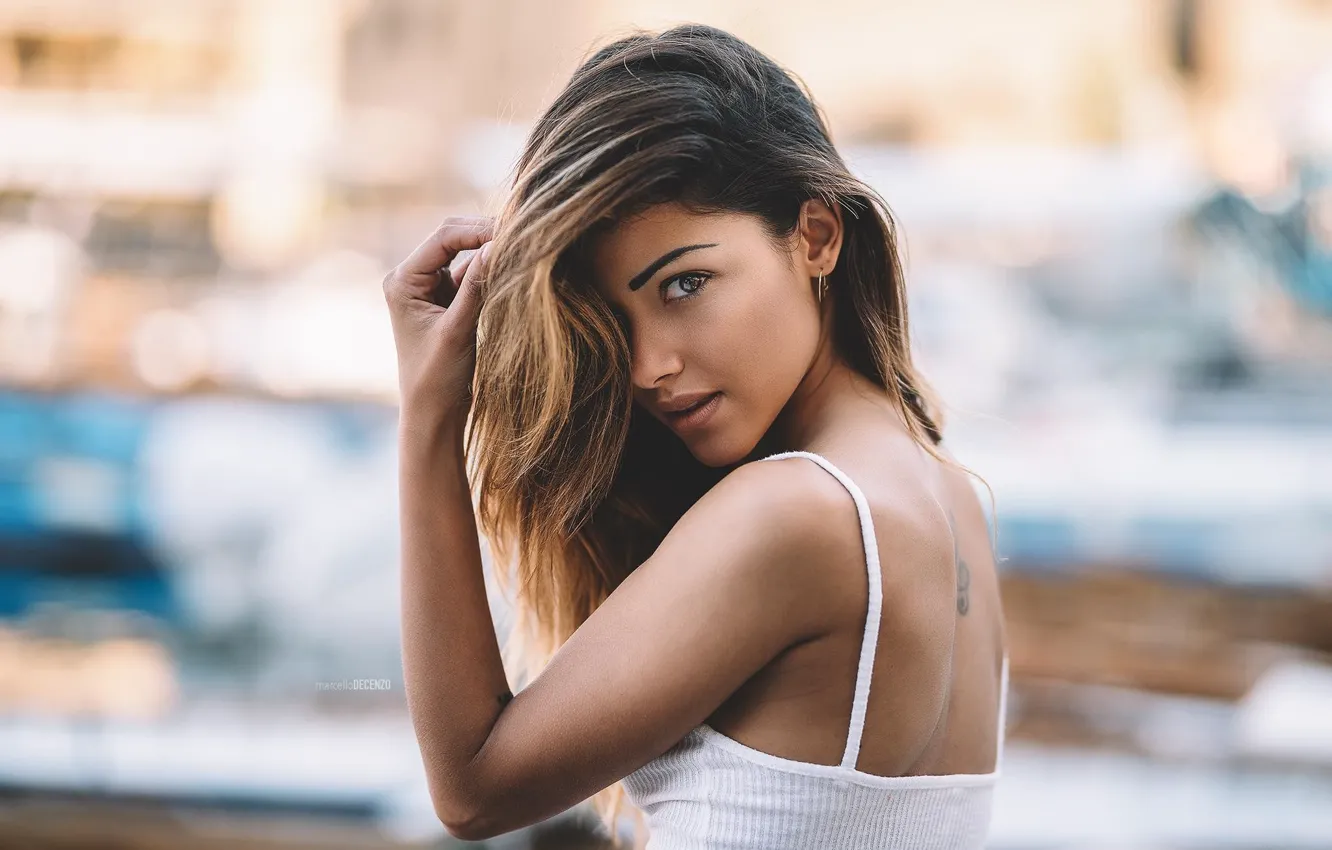 Photo wallpaper look, pose, model, portrait, hands, makeup, Mike, hairstyle