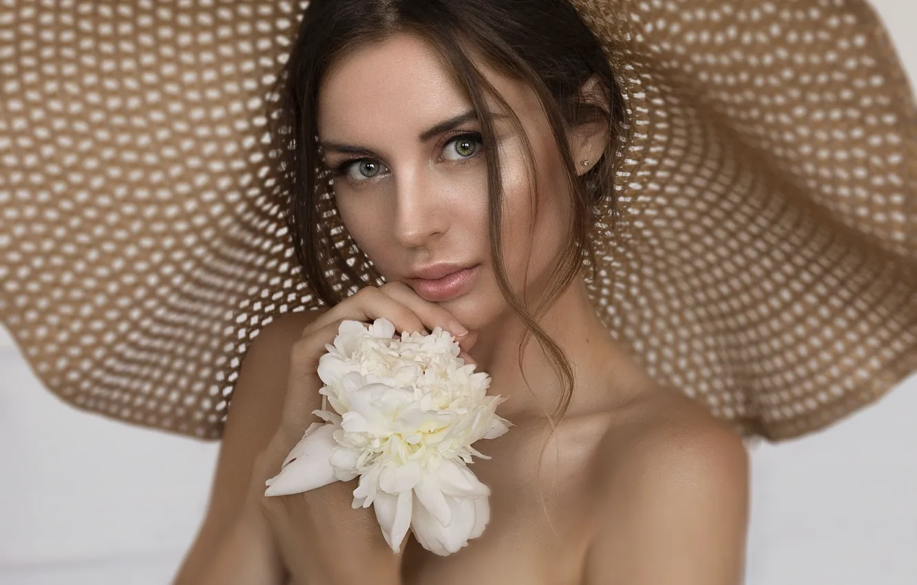 Photo wallpaper flower, look, girl, field, portrait, hat, brown hair, shoulders