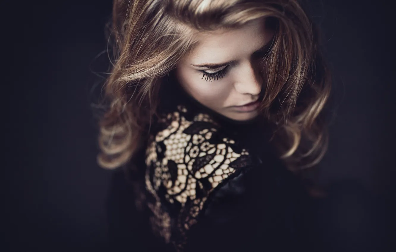 Photo wallpaper girl, pose, model, portrait, makeup, hairstyle, black background, in black