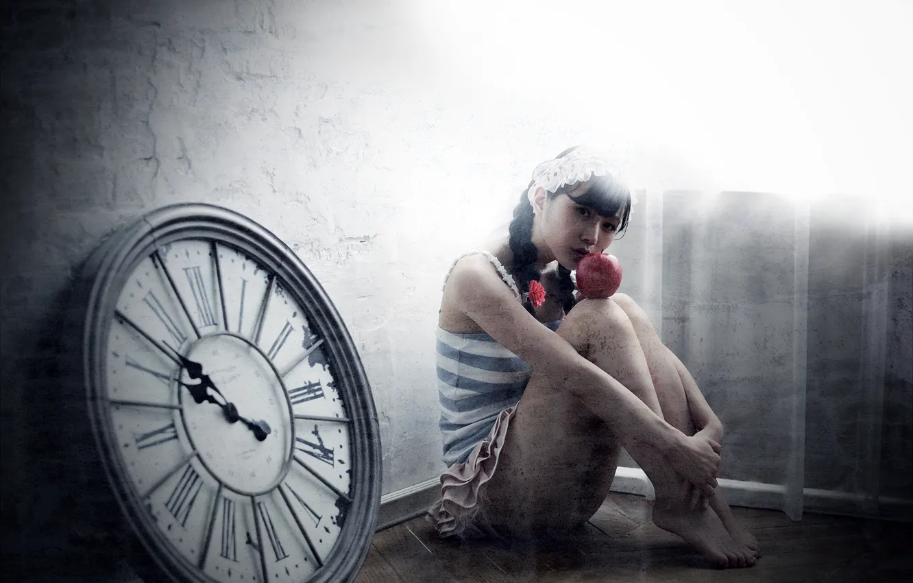 Photo wallpaper apples, watch, treatment, legs, Oriental girl