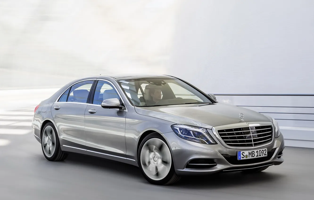 Photo wallpaper Mercedes-Benz, beautiful, car, sedan, Hybrid, S 400