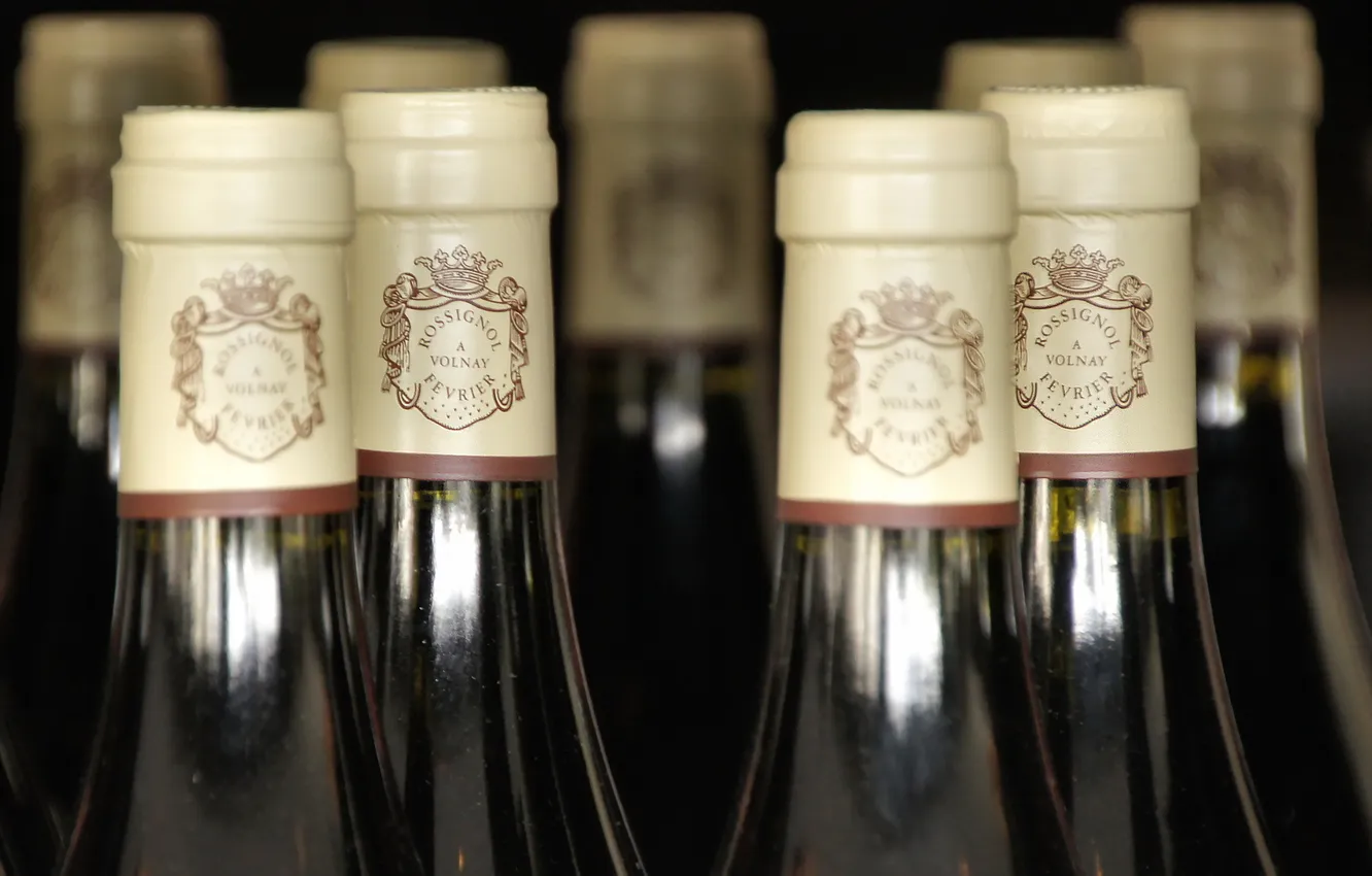 Photo wallpaper macro, wine, bottle