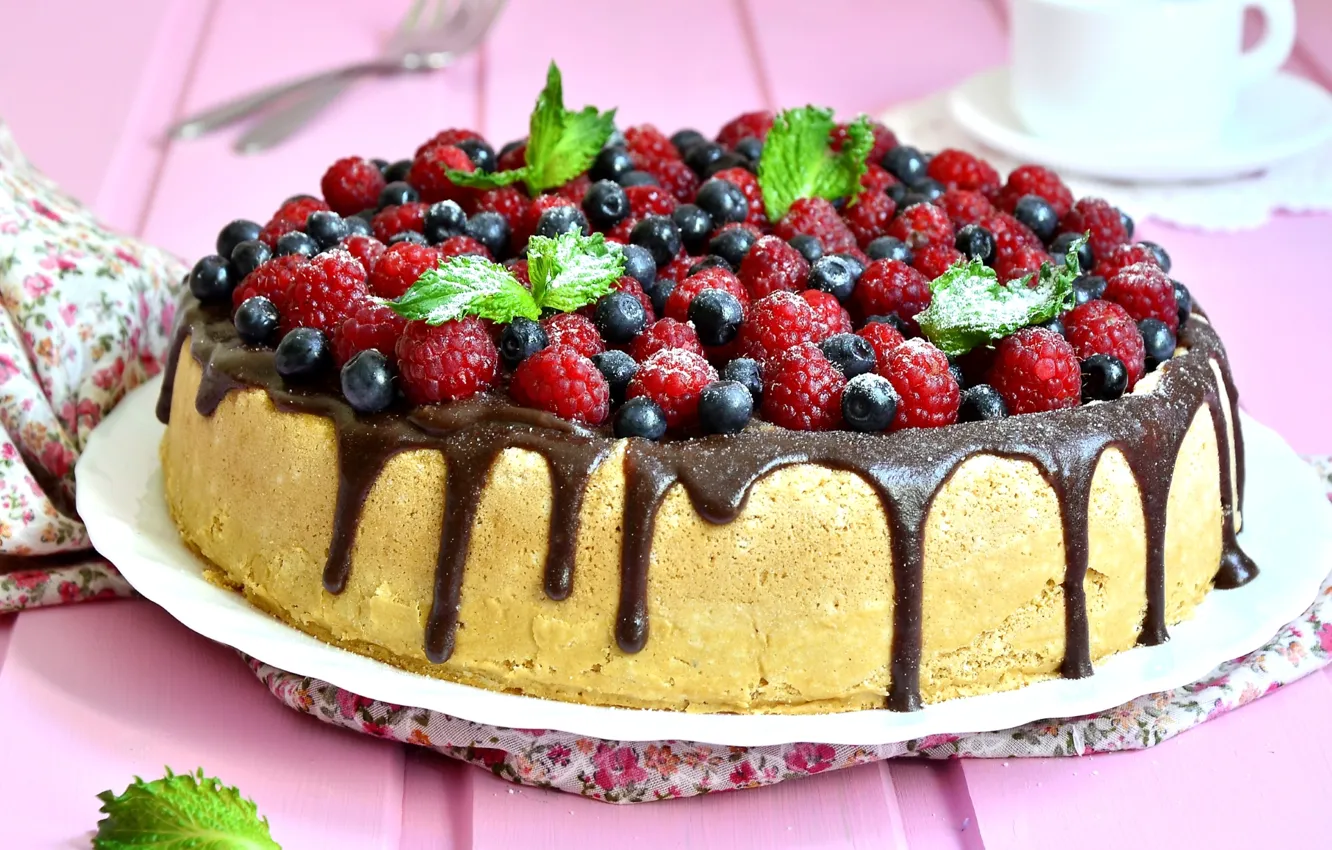 Photo wallpaper berries, raspberry, chocolate, blueberries, mint, cupcake