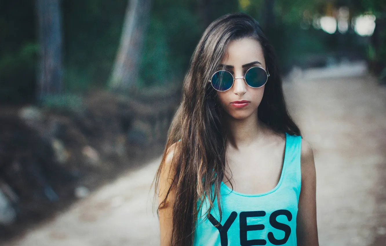 Photo wallpaper portrait, Mike, glasses, yes