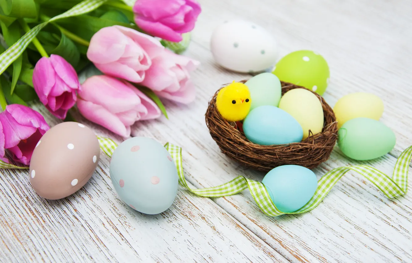 Photo wallpaper flowers, eggs, colorful, Easter, tulips, wood, pink, flowers