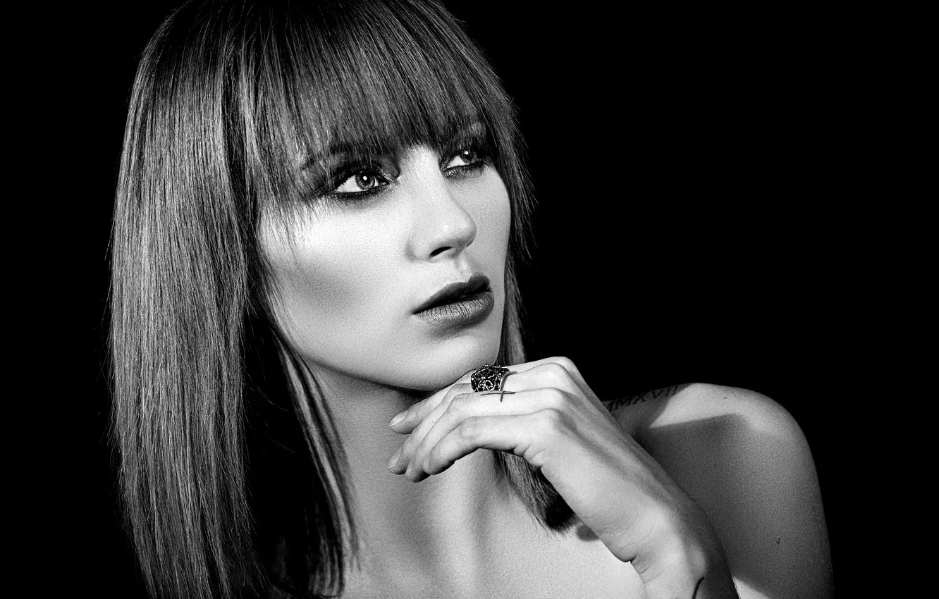 Photo wallpaper face, pose, model, hand, portrait, makeup, hairstyle, black and white