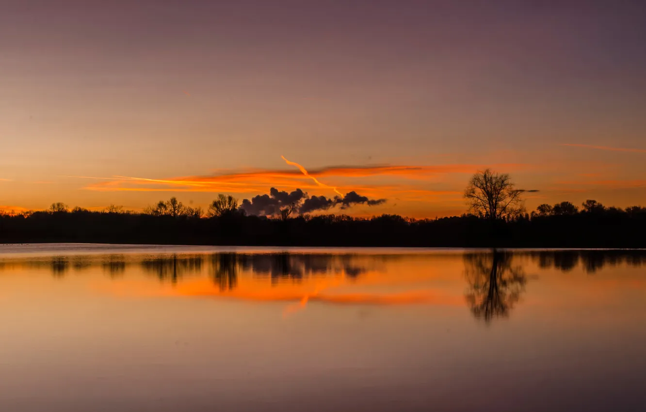 Photo wallpaper the sky, clouds, trees, lake, the evening, silhouette, glow