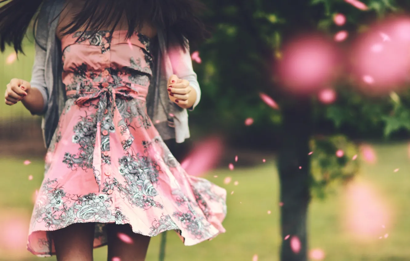 Photo wallpaper girl, trees, style, background, movement, mood, widescreen, Wallpaper