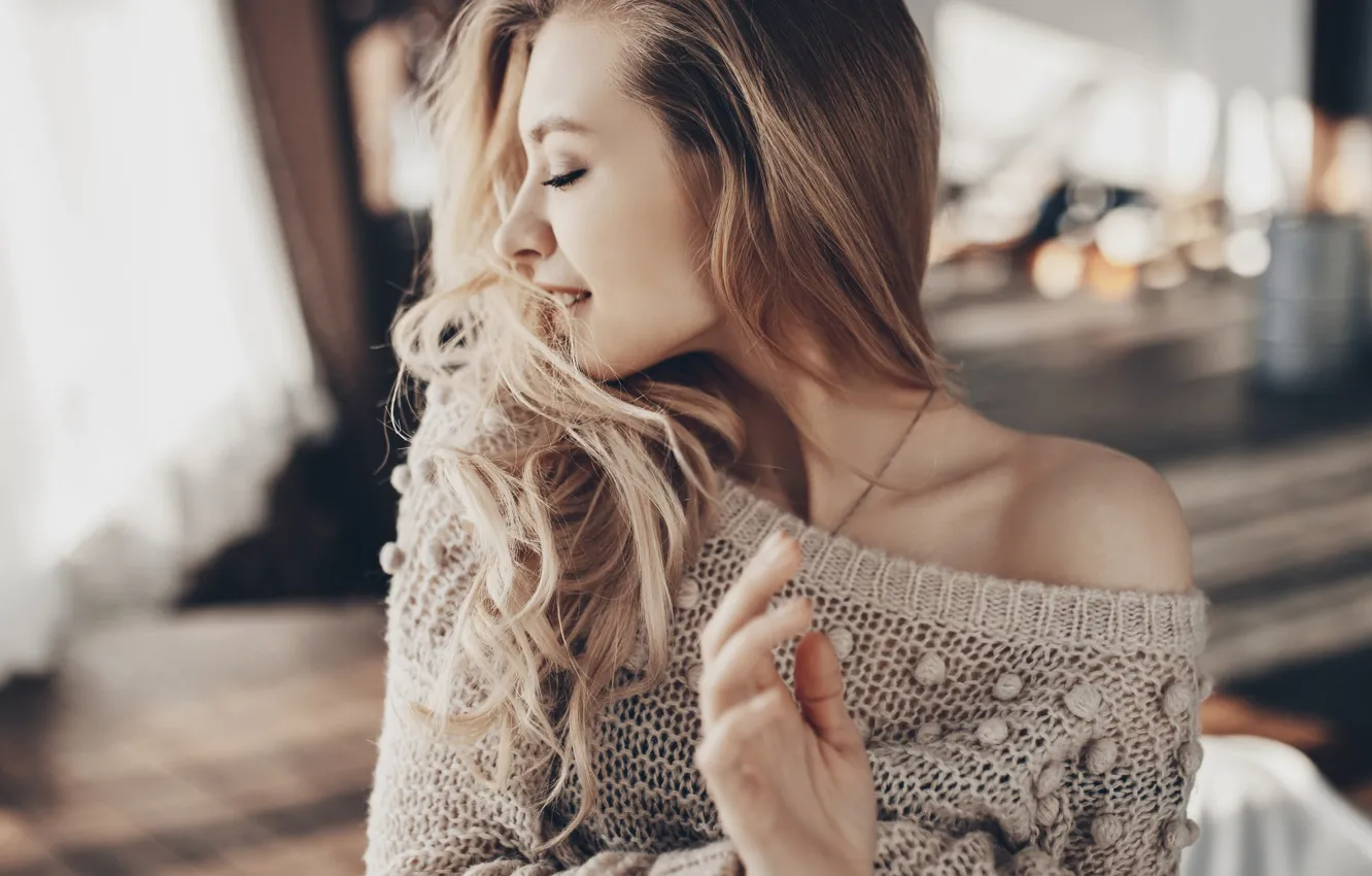 Photo wallpaper girl, blonde, shoulders, Olga Liferova, Irina Klimenko