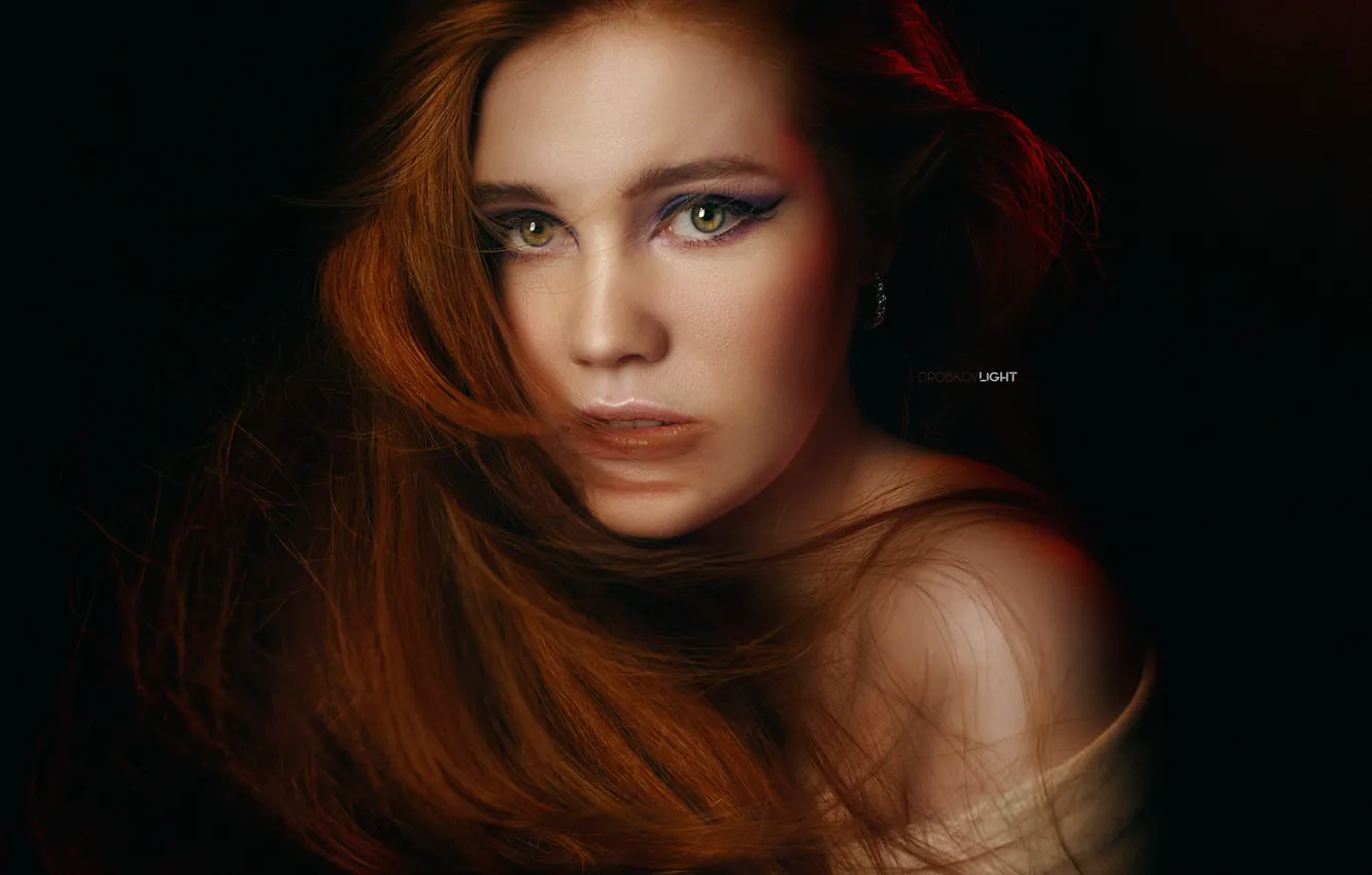 Photo wallpaper look, girl, face, hair, portrait, red, redhead, shoulder
