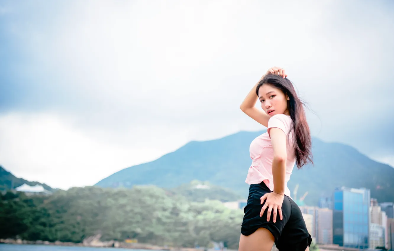 Photo wallpaper ass, pose, mountain, home, skyscrapers, Asian, gesture, cutie