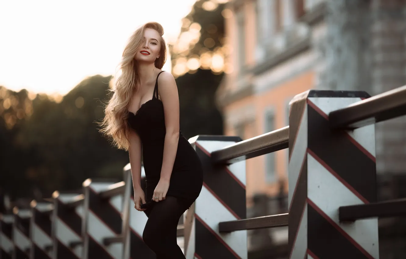 Photo wallpaper girl, sexy, smile, Wallpaper, sweetheart, model, bright, makeup