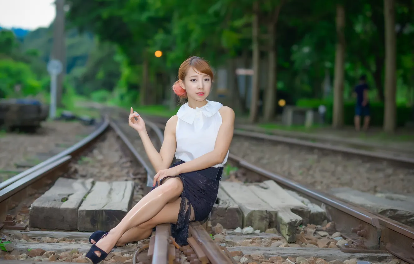 Photo wallpaper girl, railroad, Asian