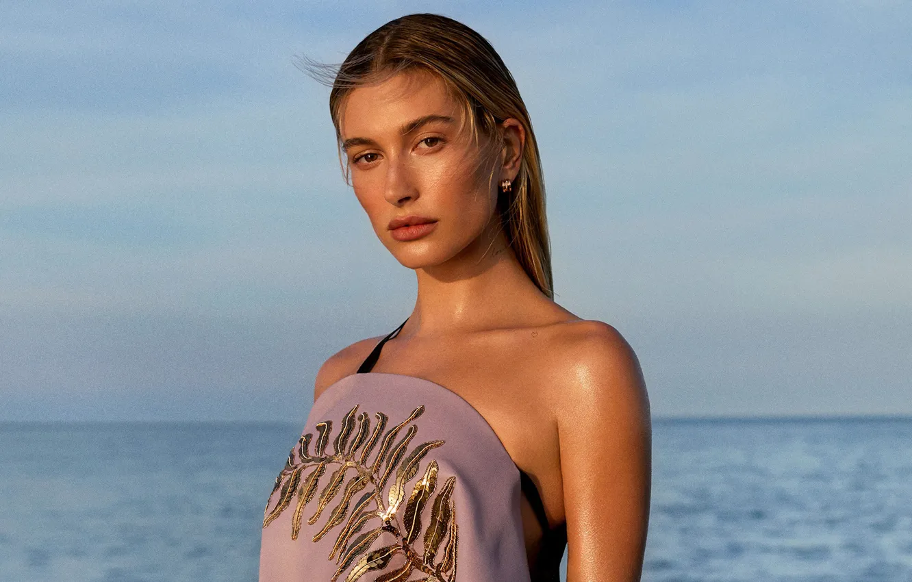Photo wallpaper look, girl, pose, model, tan, It, Hailey Baldwin