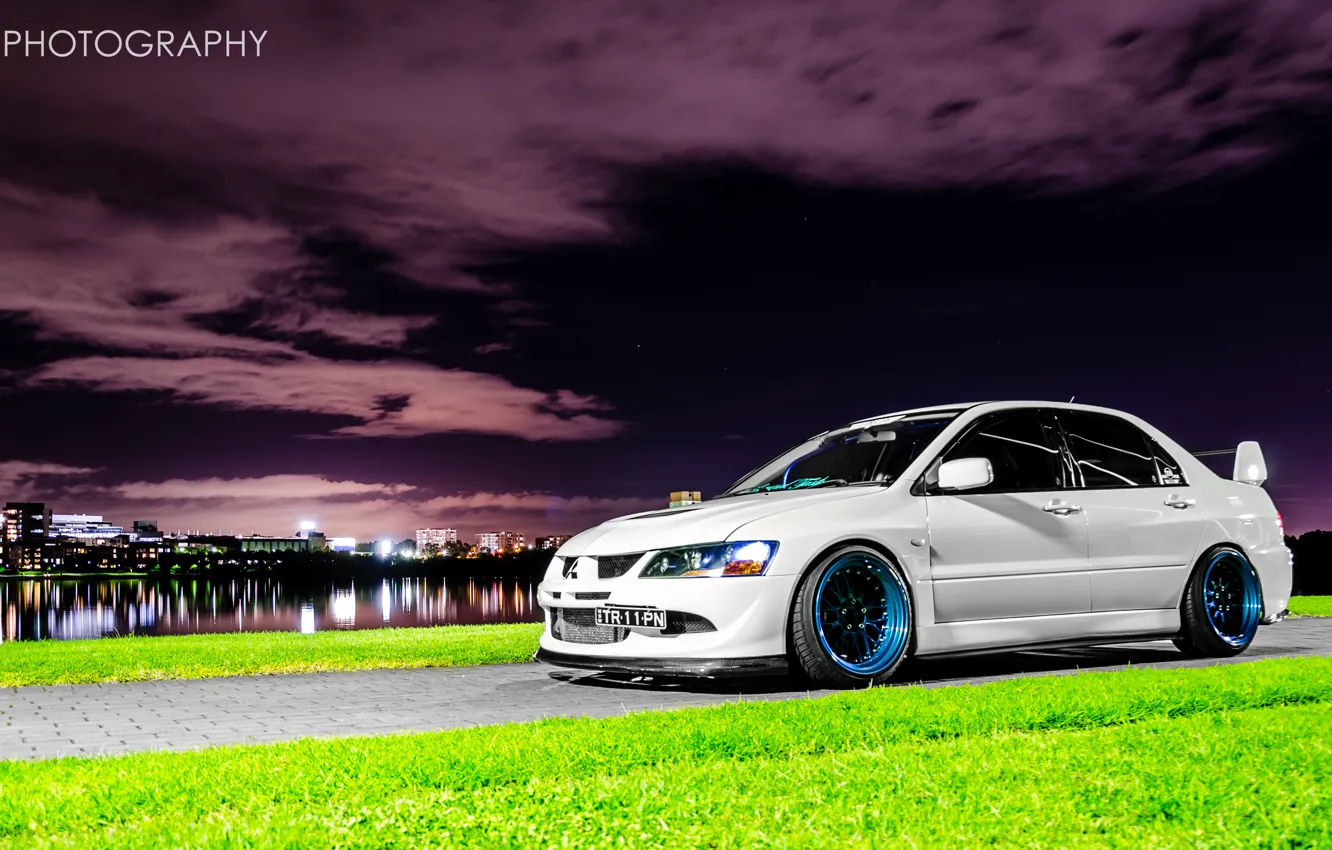 Photo wallpaper white, night, the city, Mitsubishi, Lancer, Evolution, Lancer, Mitsubishi