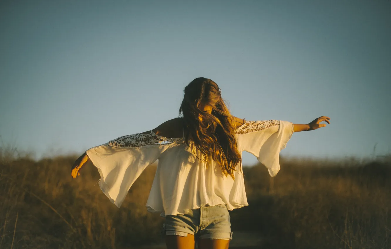 Photo wallpaper girl, pose, curls