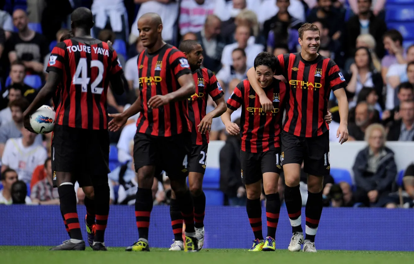 Photo wallpaper English League, Manchester city, dzeko, Manchester City, Yaya Toure