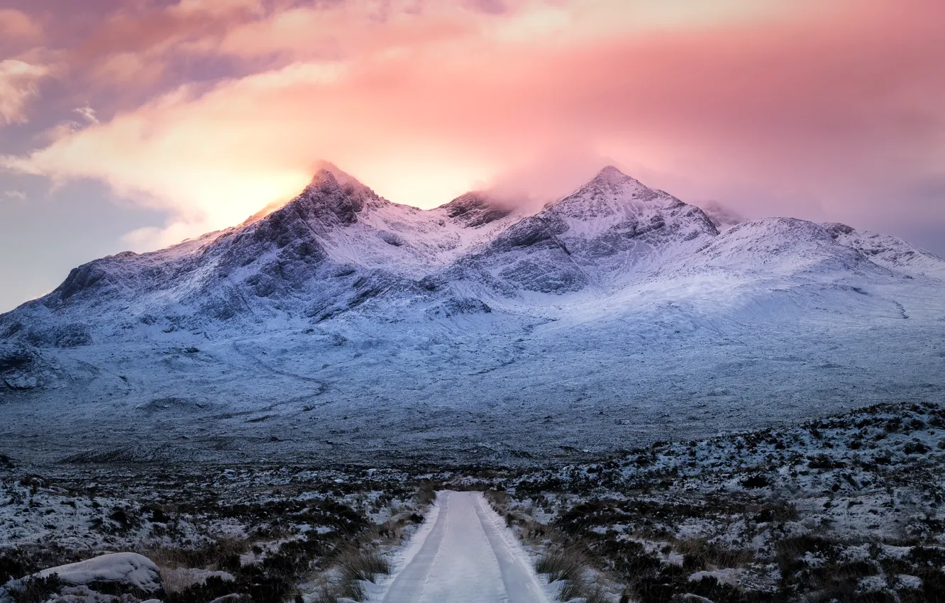 Photo wallpaper road, mountains, Scotland, United Kingdom, Sligachan