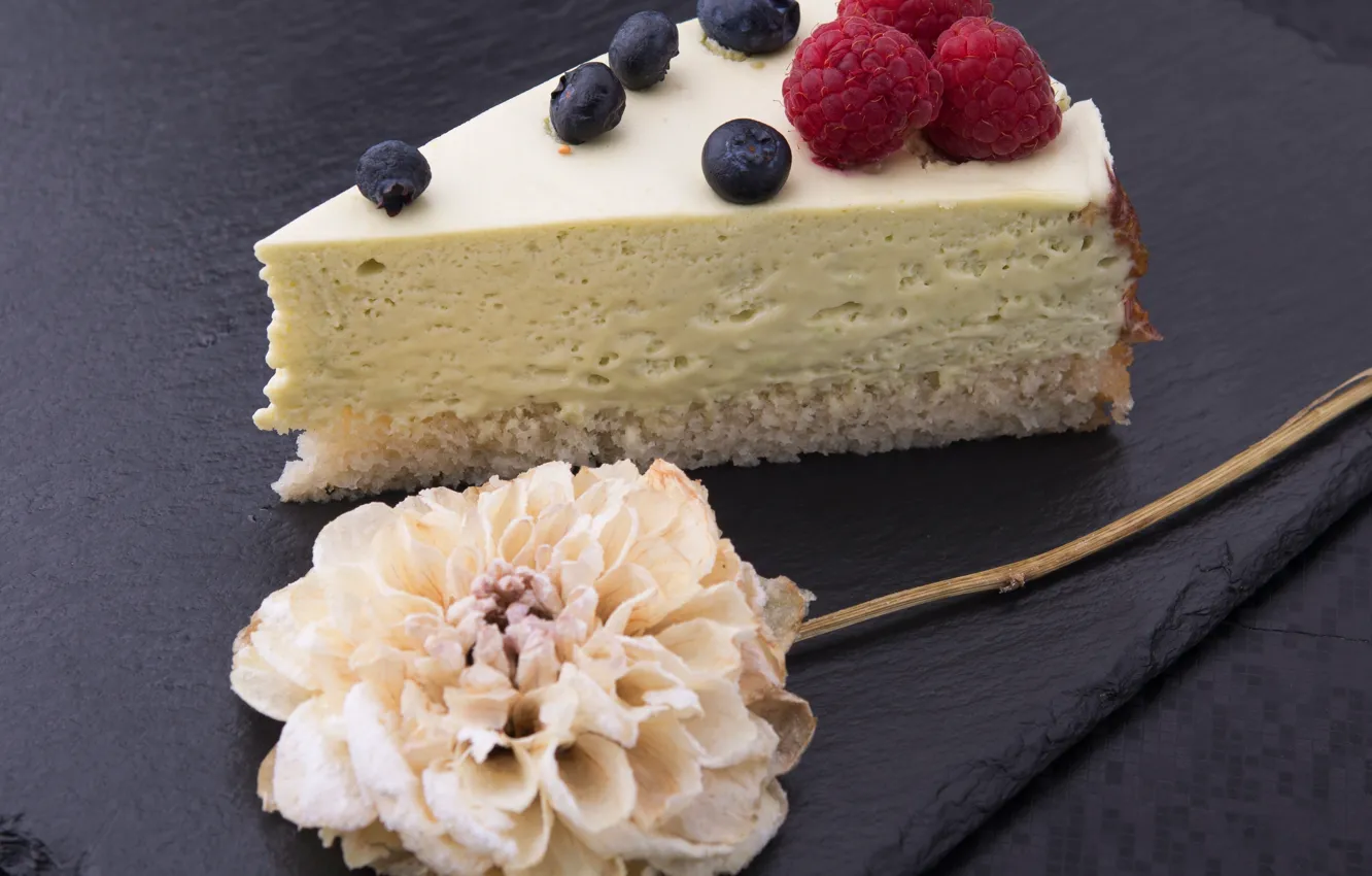 Photo wallpaper berries, raspberry, blueberries, cake, sweet, a piece of cake