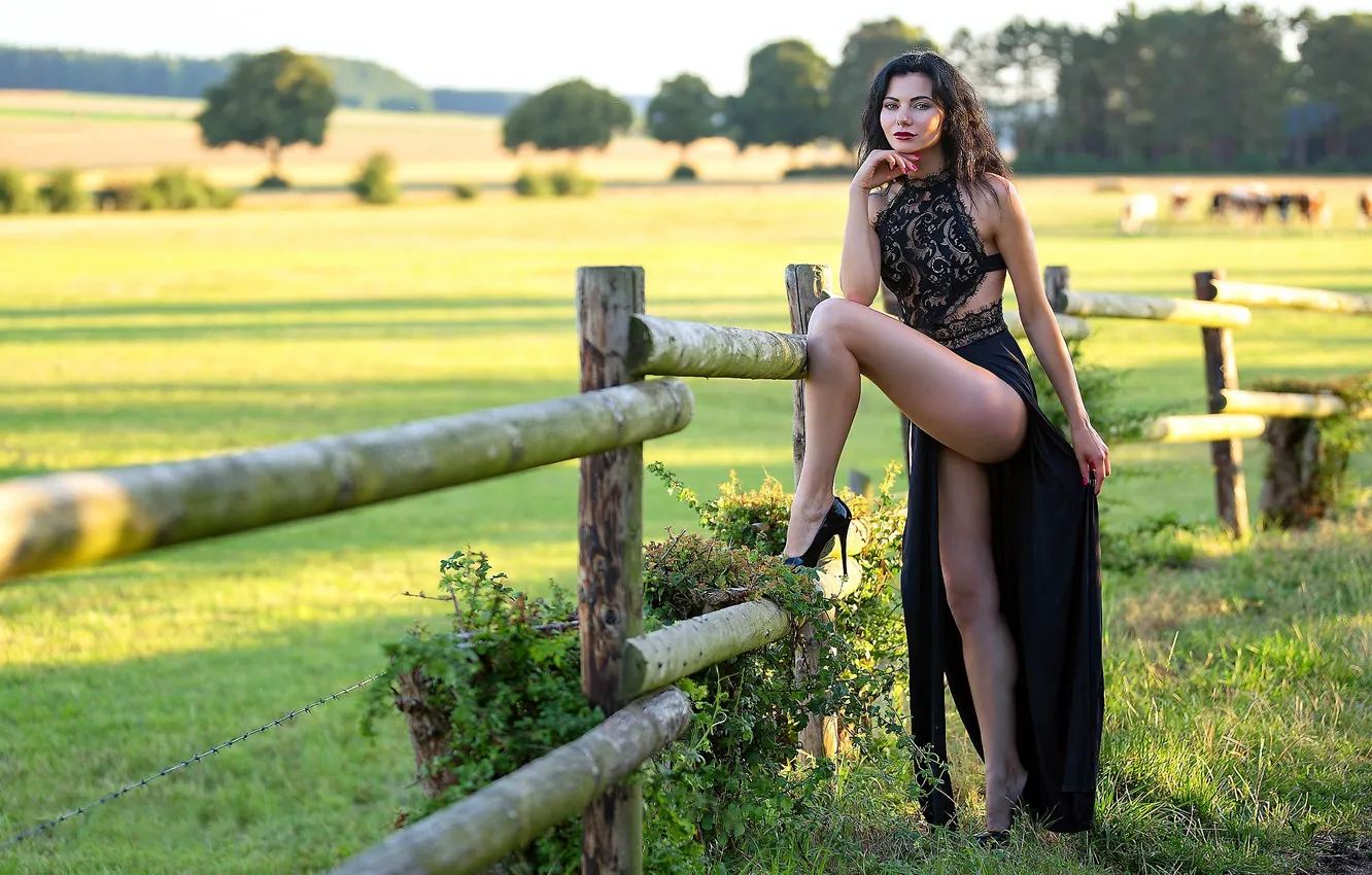 Photo wallpaper model, pose, heels, Guenter Stoehr, Beautiful Legs, In The Fields, WOman Outside
