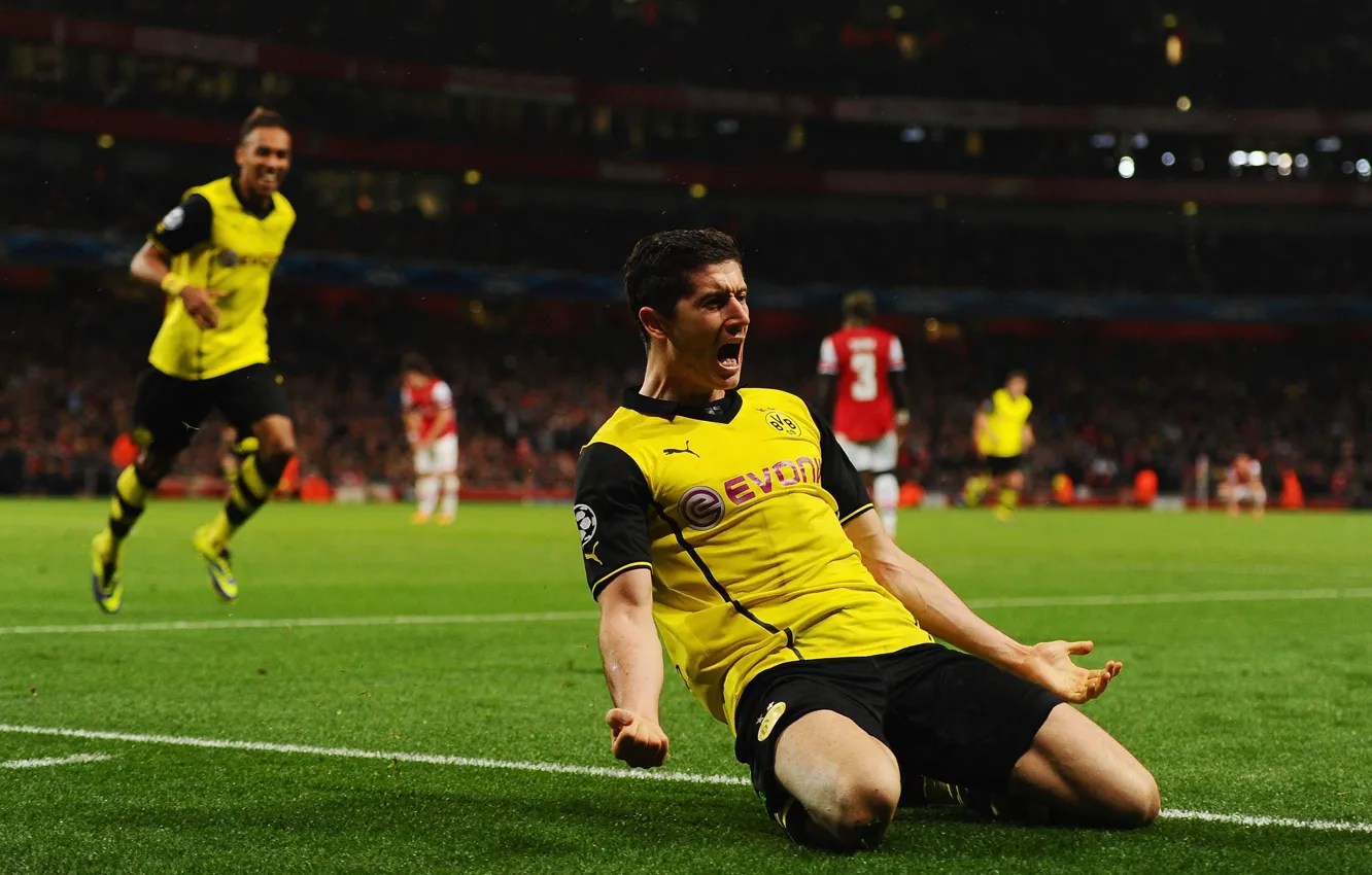 Photo wallpaper football, goal, football, Borussia Dortmund, Robert Lewandowski, Robert Lewandowski, Westphalia stadium, Ballspielverein Borussia 09 e. …