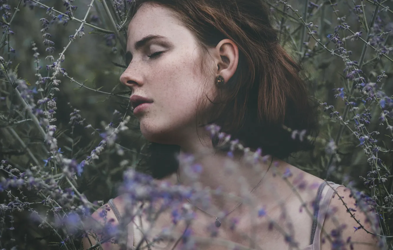 Photo wallpaper grass, girl, face, mood, hair, freckles, freckled